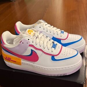 Women’s Nike AF1 shadow size 8